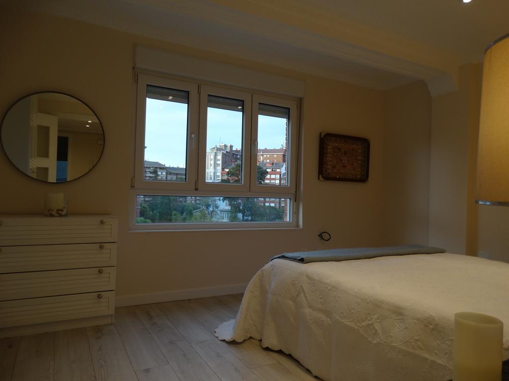 Ferienwohnung La Casa Del Marino Avilés Zimmer foto