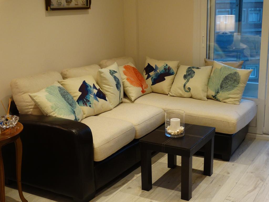 Ferienwohnung La Casa Del Marino Avilés Zimmer foto